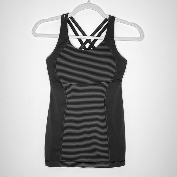 Lululemon Size 4 Energy Tank Top in Hyper Stripe Black - Picture 4 of 7